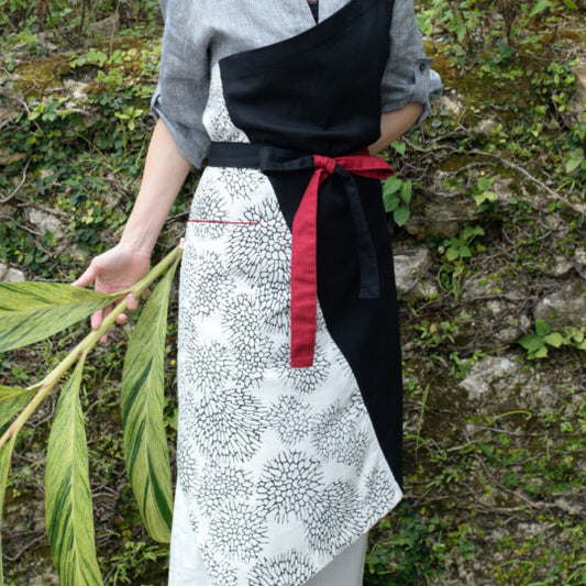 首里琉染 KANA-SANGO森 ワンショルダーエプロン BK