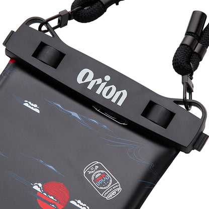 【BILLABONG × ORION】防水スマホケース（カラー：BLACK）