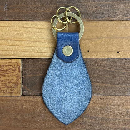 レザーキーホルダー（カラー：ブルー）