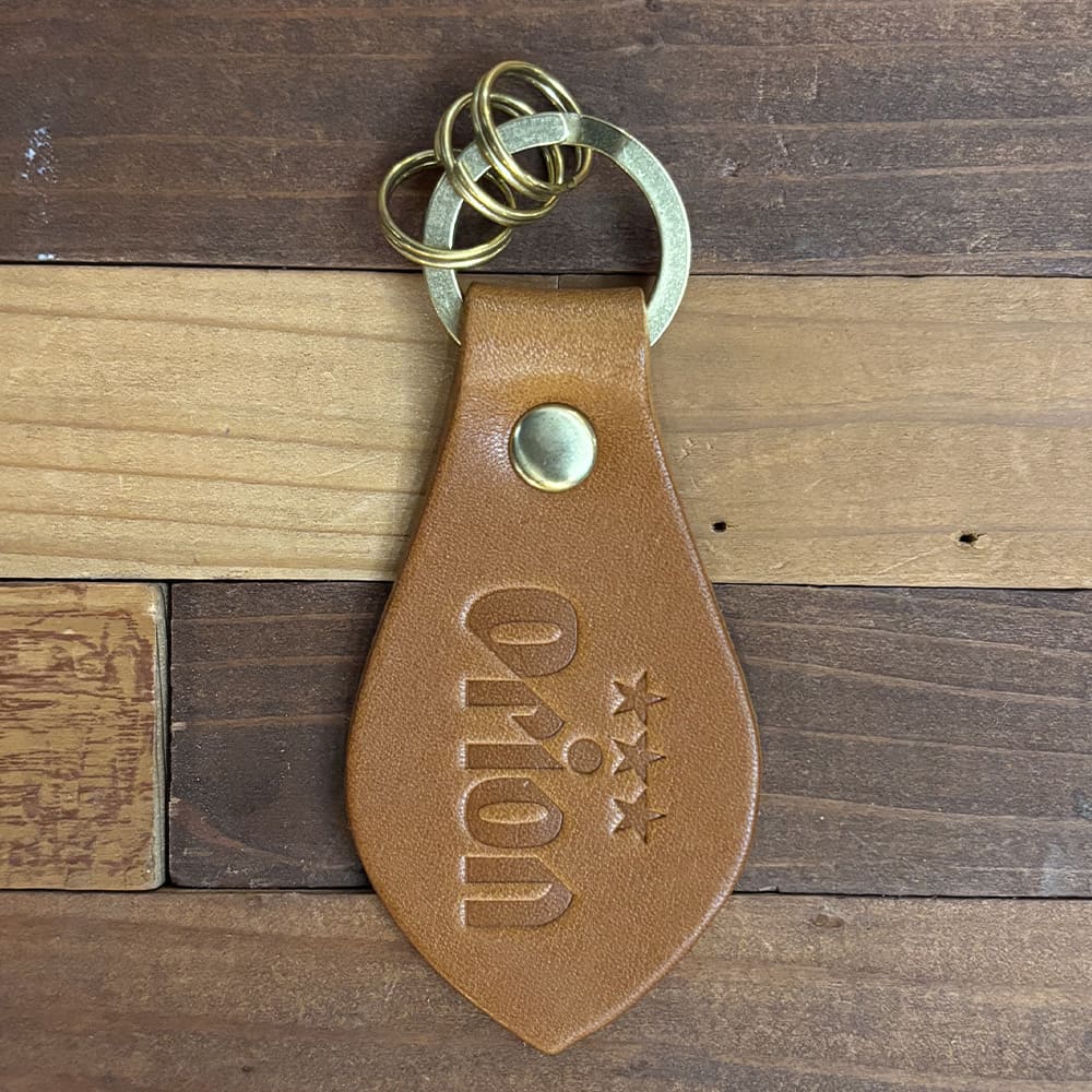 レザーキーホルダー（カラー：ブラウン）