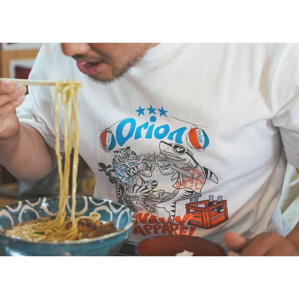 タイガー＆シャーク乾杯Tシャツ 【ORION×NAVY APPAREL】（カラー：ホワイト）