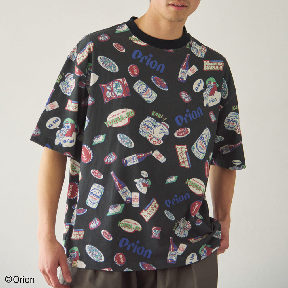 【Duckster × ORION】RELAXED FIT S/STEE（総柄） Tシャツ （カラー：ブラック）
