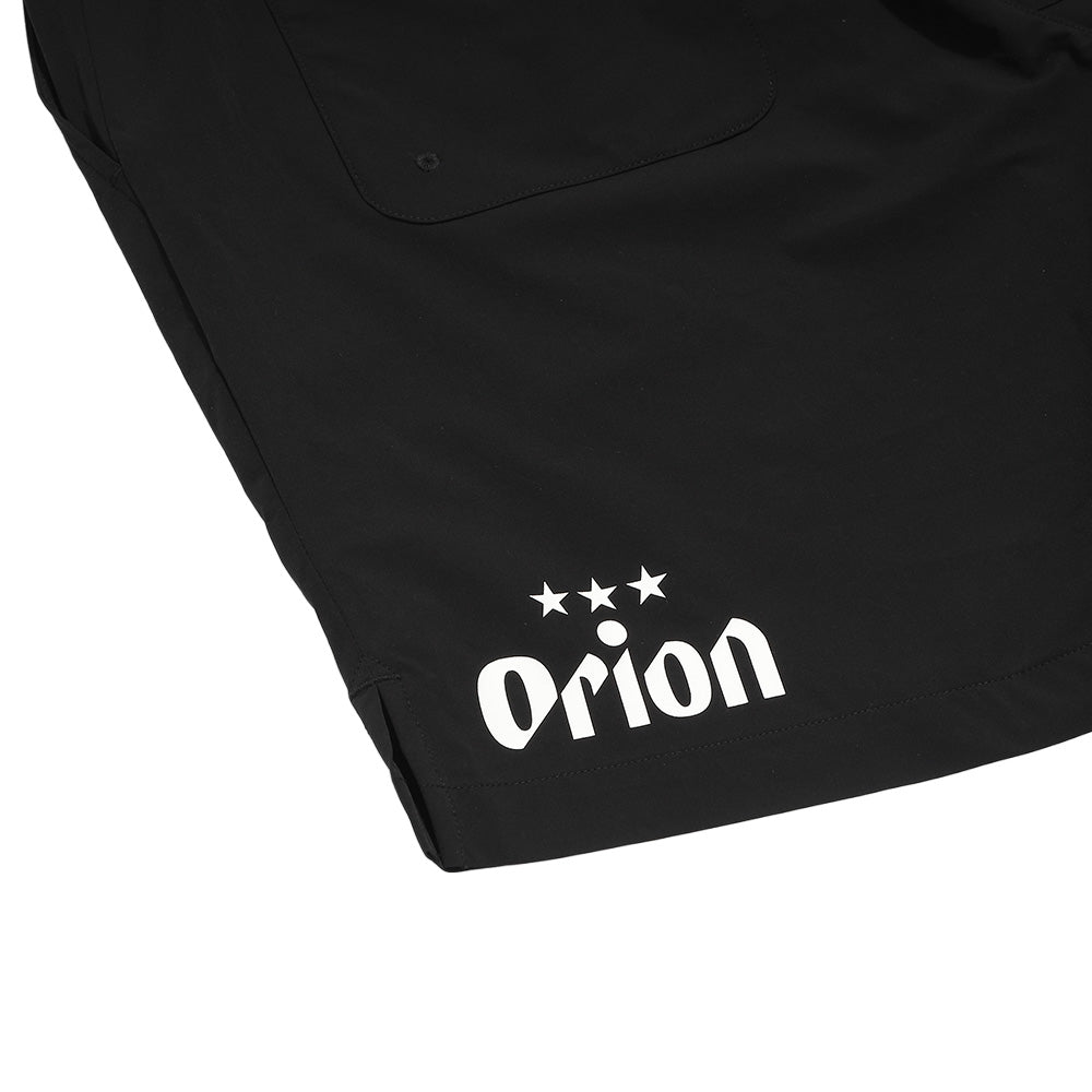NEW ERA® × ORION ショートパンツ