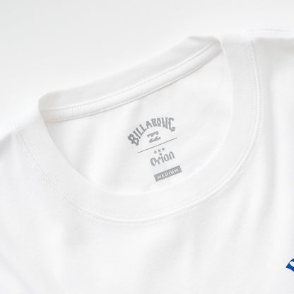 【BILLABONG × ORION】ベビーフィットTシャツ ARCH （カラー：WHITE）