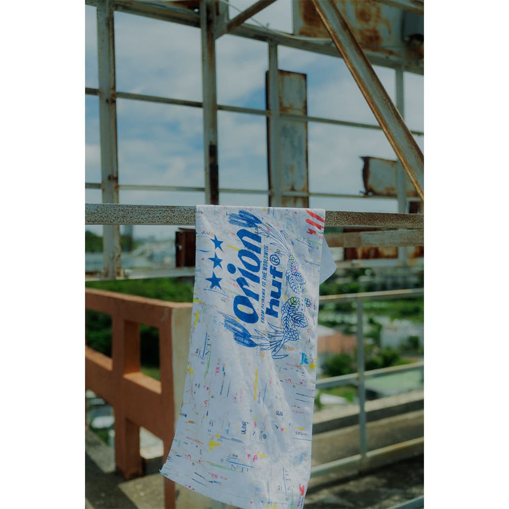 HUF X ORION COLLAGE FACE TOWE